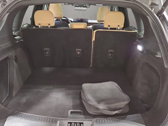 2023 Pristine White Metallic Tri-Coat Lincoln Corsair Plug-In Hybrid Grand Touring AWD SUV