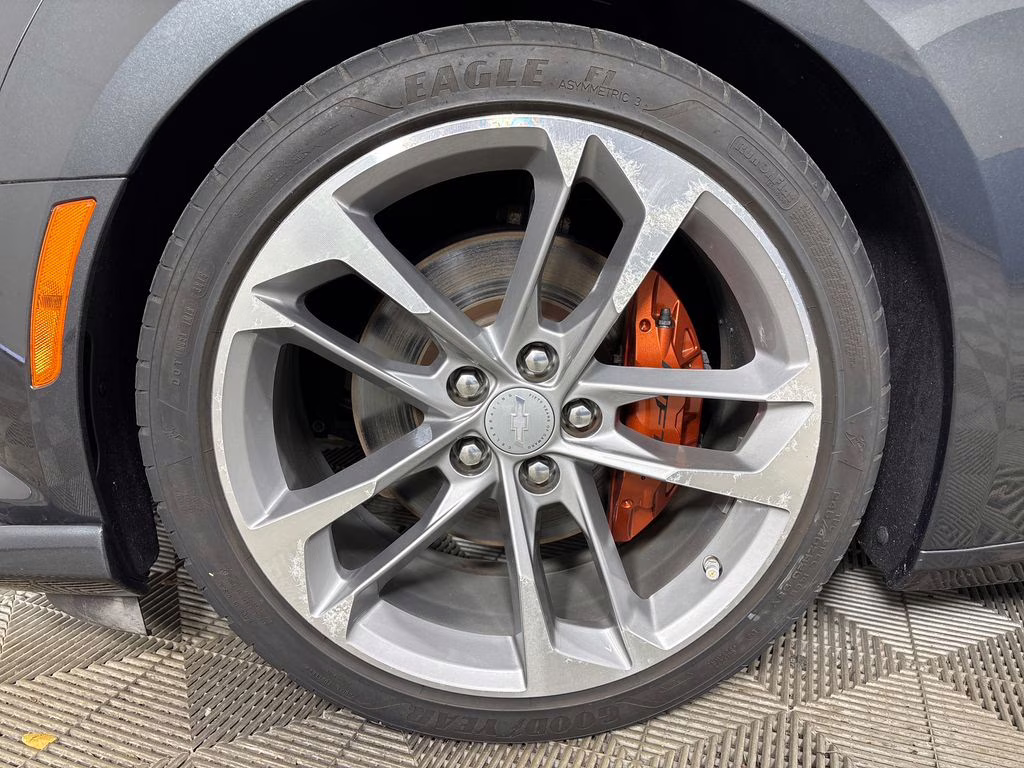 2017 Nightfall Gray Metallic Chevrolet Camaro SS RWD Coupe