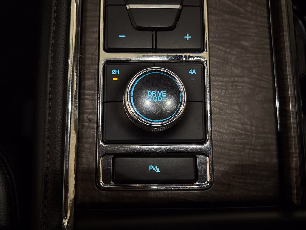 2021 Iconic Silver Metallic Ford Expedition Max Limited 4X4 SUV
