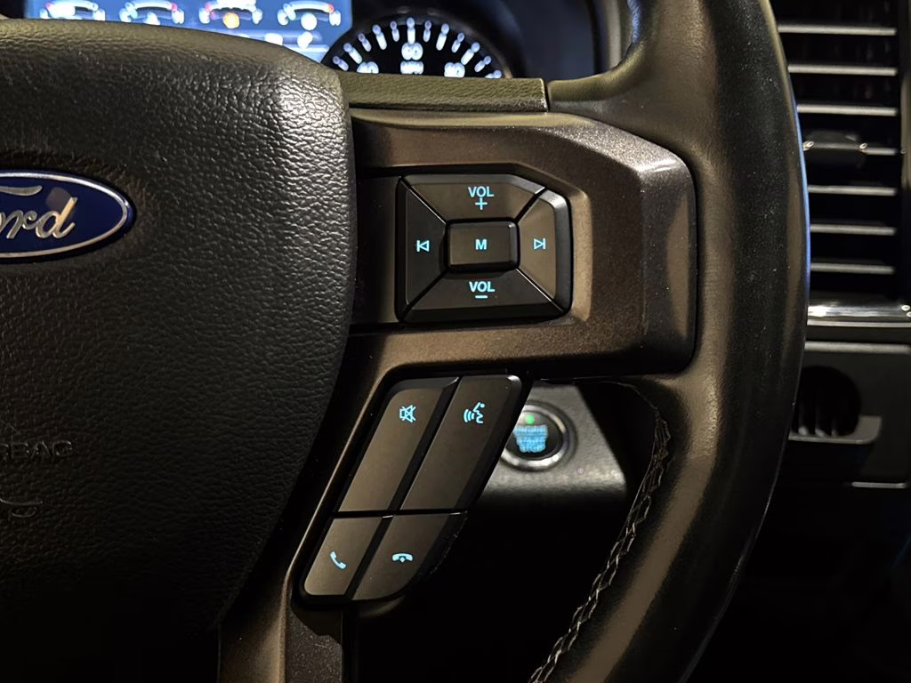2021 Iconic Silver Metallic Ford Expedition Max Limited 4X4 SUV