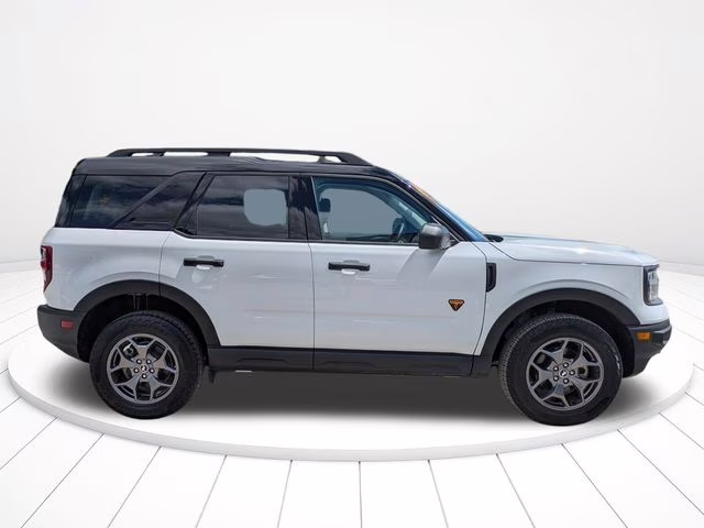 2024 Oxford White Ford Bronco Sport Badlands 4X4 SUV