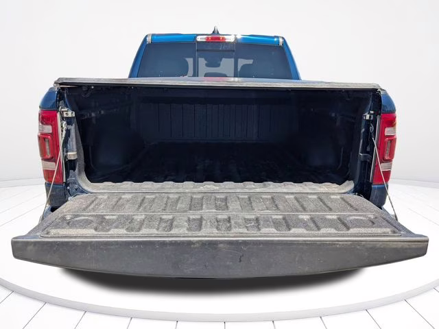 2022 Patriot Blue Pearlcoat Ram 1500 Big Horn/Lone Star 4X4 Truck