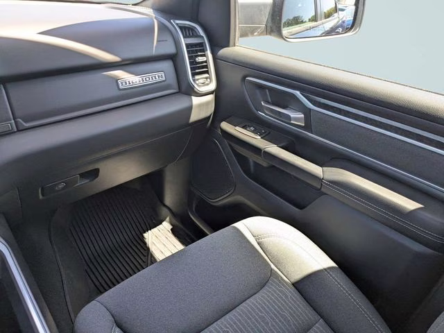 2022 Patriot Blue Pearlcoat Ram 1500 Big Horn/Lone Star 4X4 Truck
