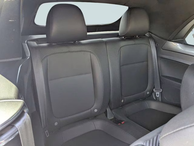 2015 Platinum Gray Metallic/Black Roof Volkswagen Beetle 2.0 TDI FWD Convertible
