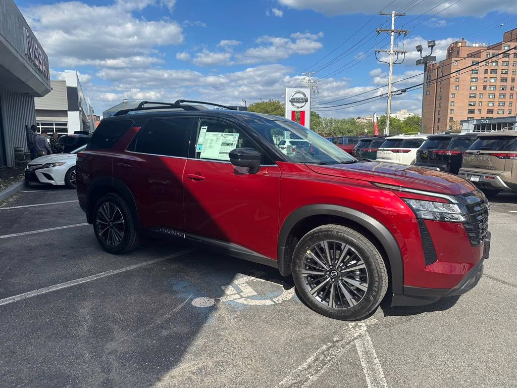 2026 Scarlet Ember/Super Black Nissan Pathfinder Platinum 4X4 SUV