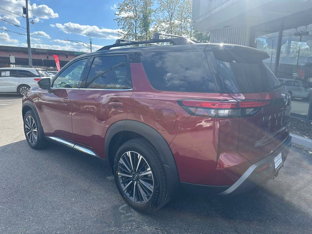 2026 Scarlet Ember/Super Black Nissan Pathfinder Platinum 4X4 SUV