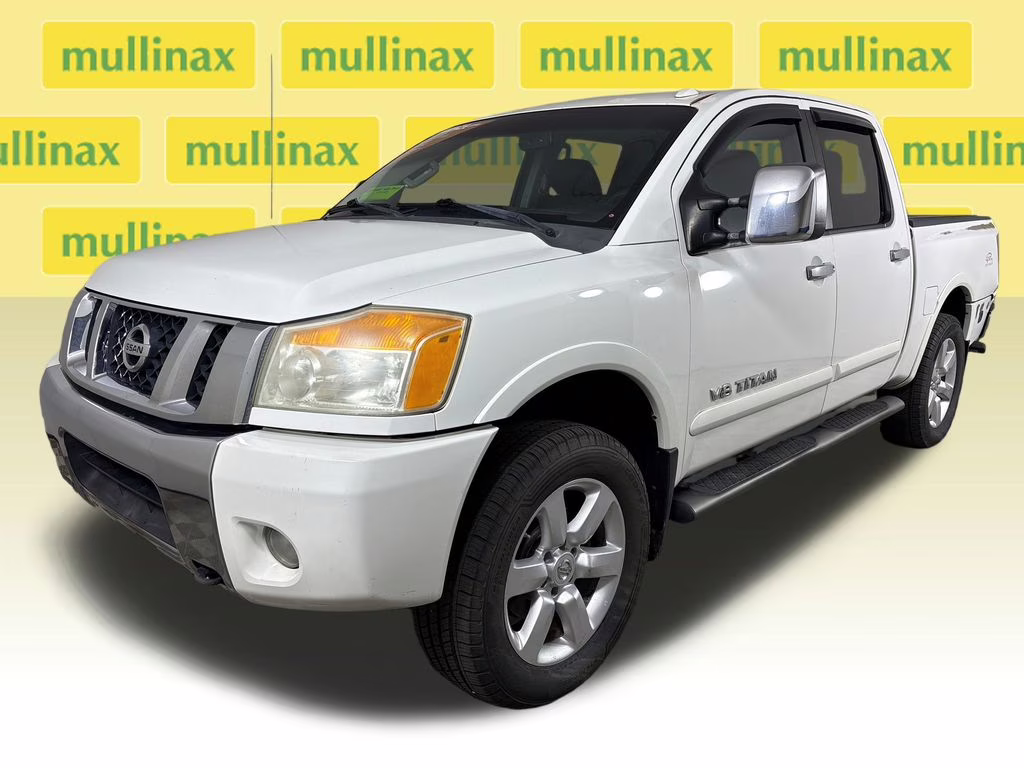 2012 Blizzard Pearl Nissan Titan SL 4X4 Truck