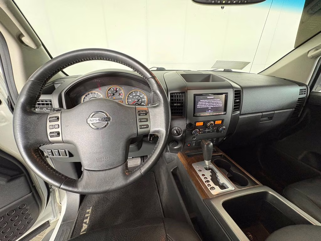 2012 Blizzard Pearl Nissan Titan SL 4X4 Truck