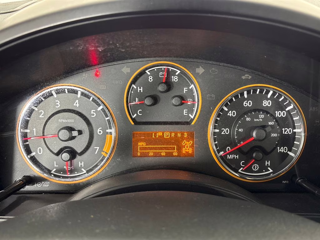 2012 Blizzard Pearl Nissan Titan SL 4X4 Truck