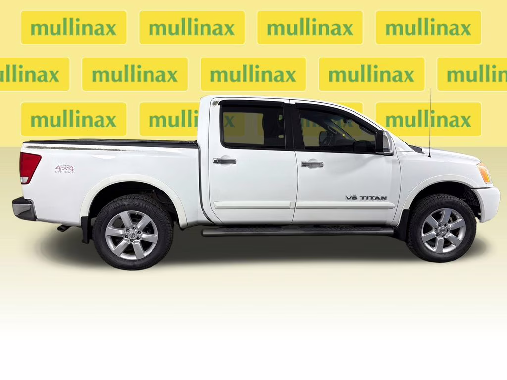 2012 Blizzard Pearl Nissan Titan SL 4X4 Truck