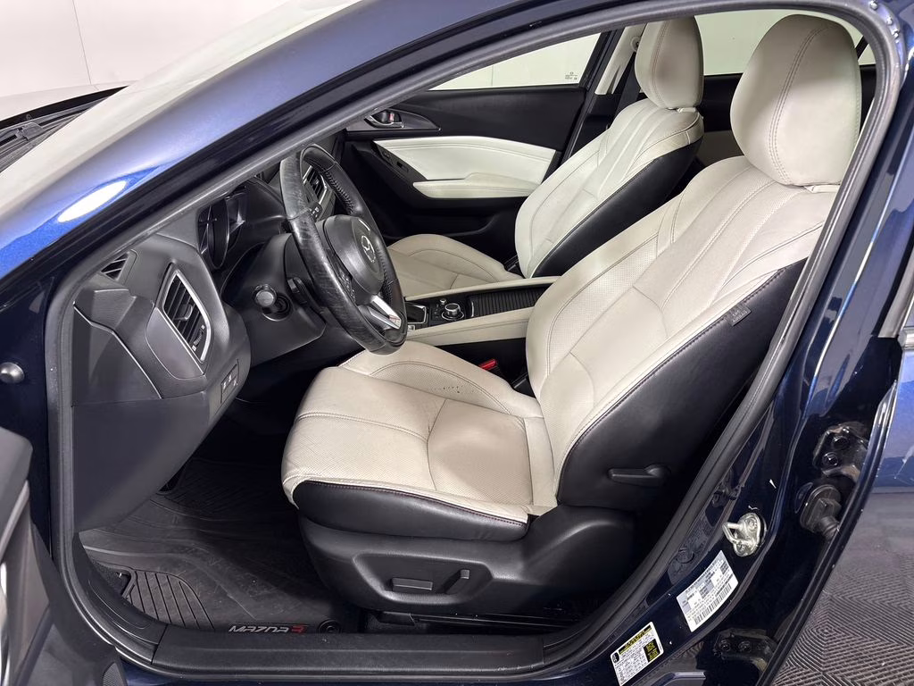 2018 Deep Crystal Blue Mica Mazda Mazda3 Grand Touring FWD Hatchback