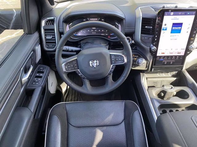 2026 Diamond Black Crystal Pearlcoat Ram 1500 Laramie 4X4 Truck