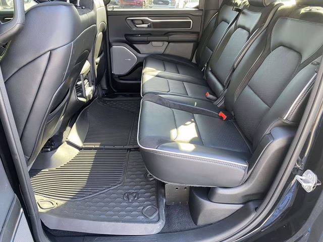 2026 Diamond Black Crystal Pearlcoat Ram 1500 Laramie 4X4 Truck