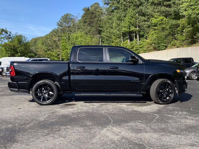 2026 Diamond Black Crystal Pearlcoat Ram 1500 Laramie 4X4 Truck