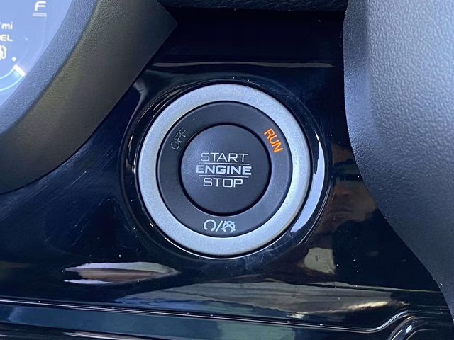 2026 Diamond Black Crystal Pearlcoat Ram 1500 Laramie 4X4 Truck