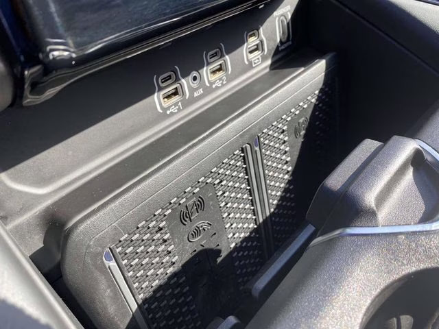 2026 Diamond Black Crystal Pearlcoat Ram 1500 Laramie 4X4 Truck