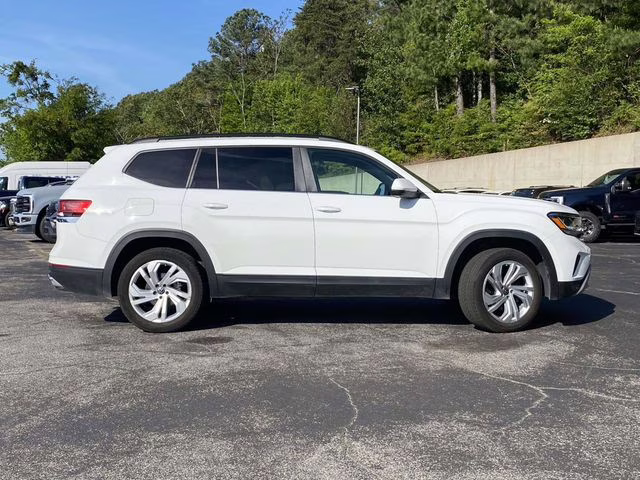 2021 Pure White Volkswagen Atlas 3.6L V6 SE w/Technology FWD SUV