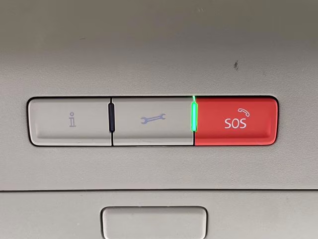 2021 Pure White Volkswagen Atlas 3.6L V6 SE w/Technology FWD SUV