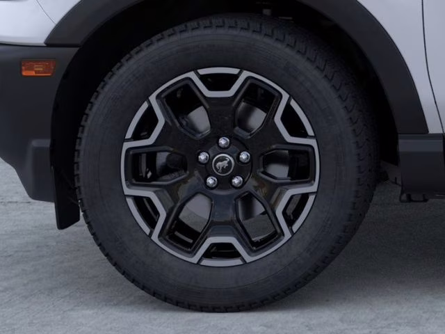 2026 Space White Metallic Ford Bronco Sport Outer Banks 4X4 SUV