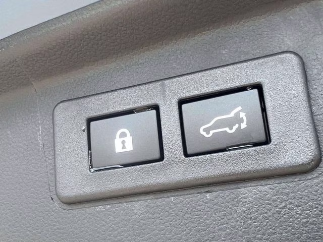 2025 Geyser Blue Subaru Outback Wilderness AWD SUV