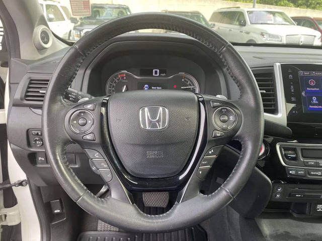 2017 White Diamond Pearl Honda Pilot Elite AWD SUV