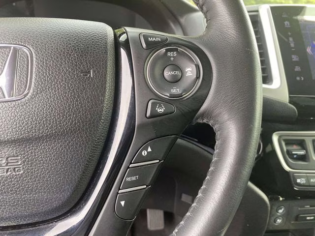 2017 White Diamond Pearl Honda Pilot Elite AWD SUV