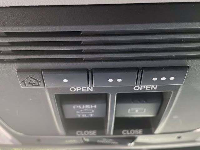 2017 White Diamond Pearl Honda Pilot Elite AWD SUV