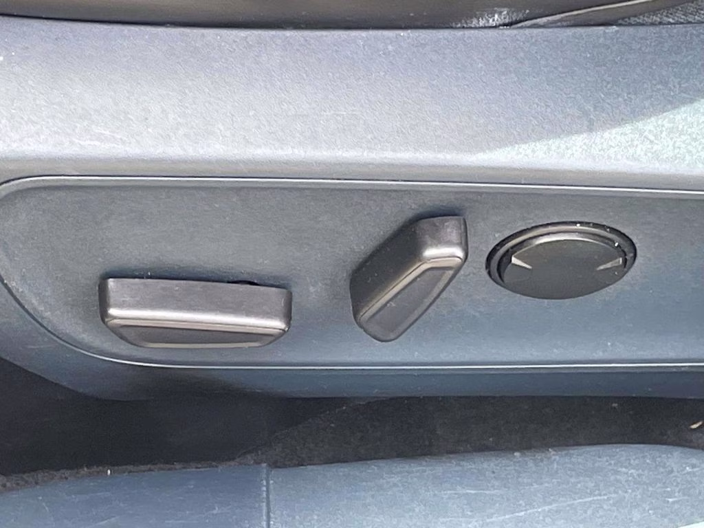 2024 Carbonized Gray Metallic Ford Maverick XLT FWD Truck