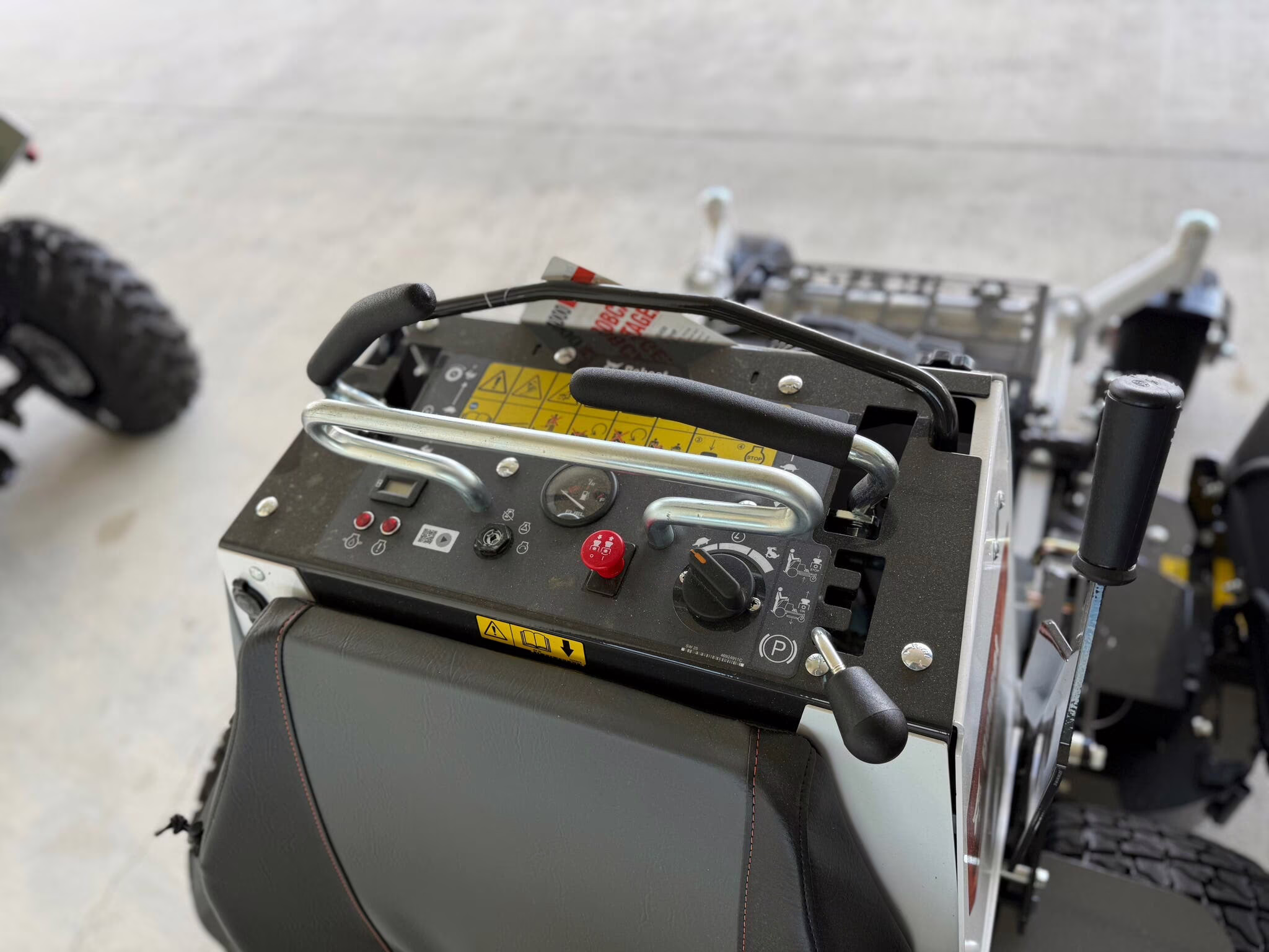 2026 Bobcat ZS4052SK Lawn Mower