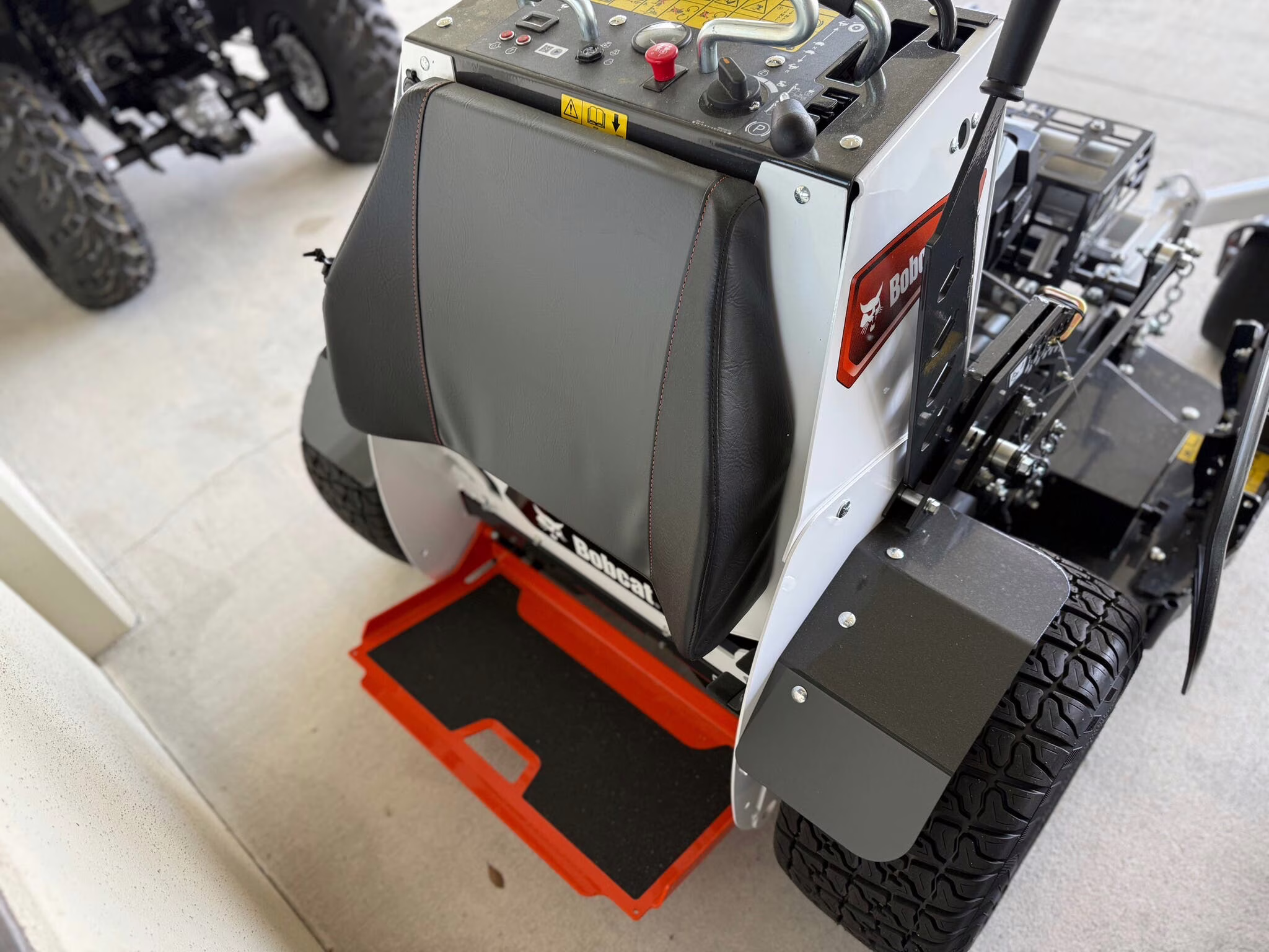 2026 Bobcat ZS4052SK Lawn Mower