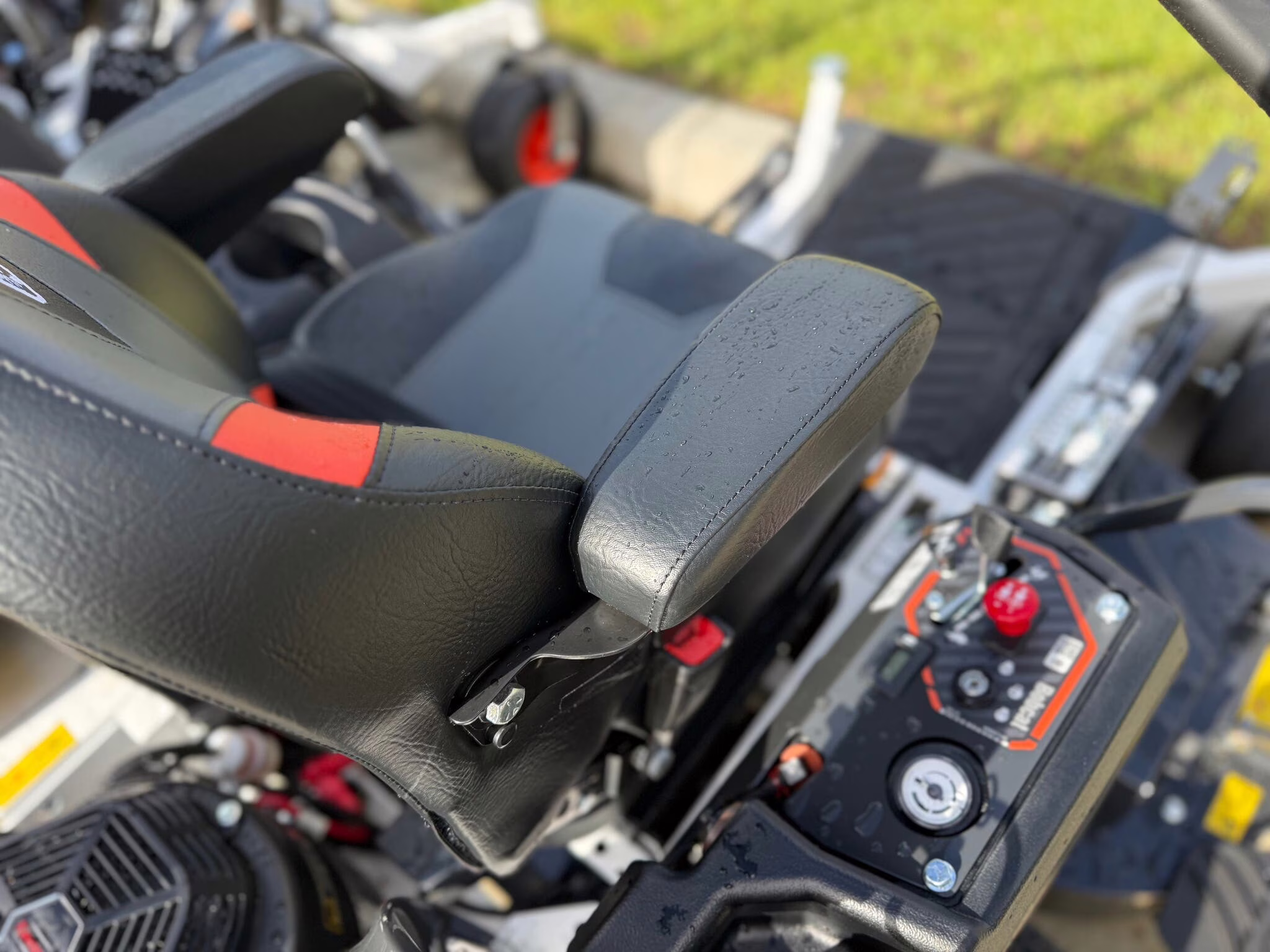 2026 Bobcat ZT3500 Series ZT3552 Lawn Mower