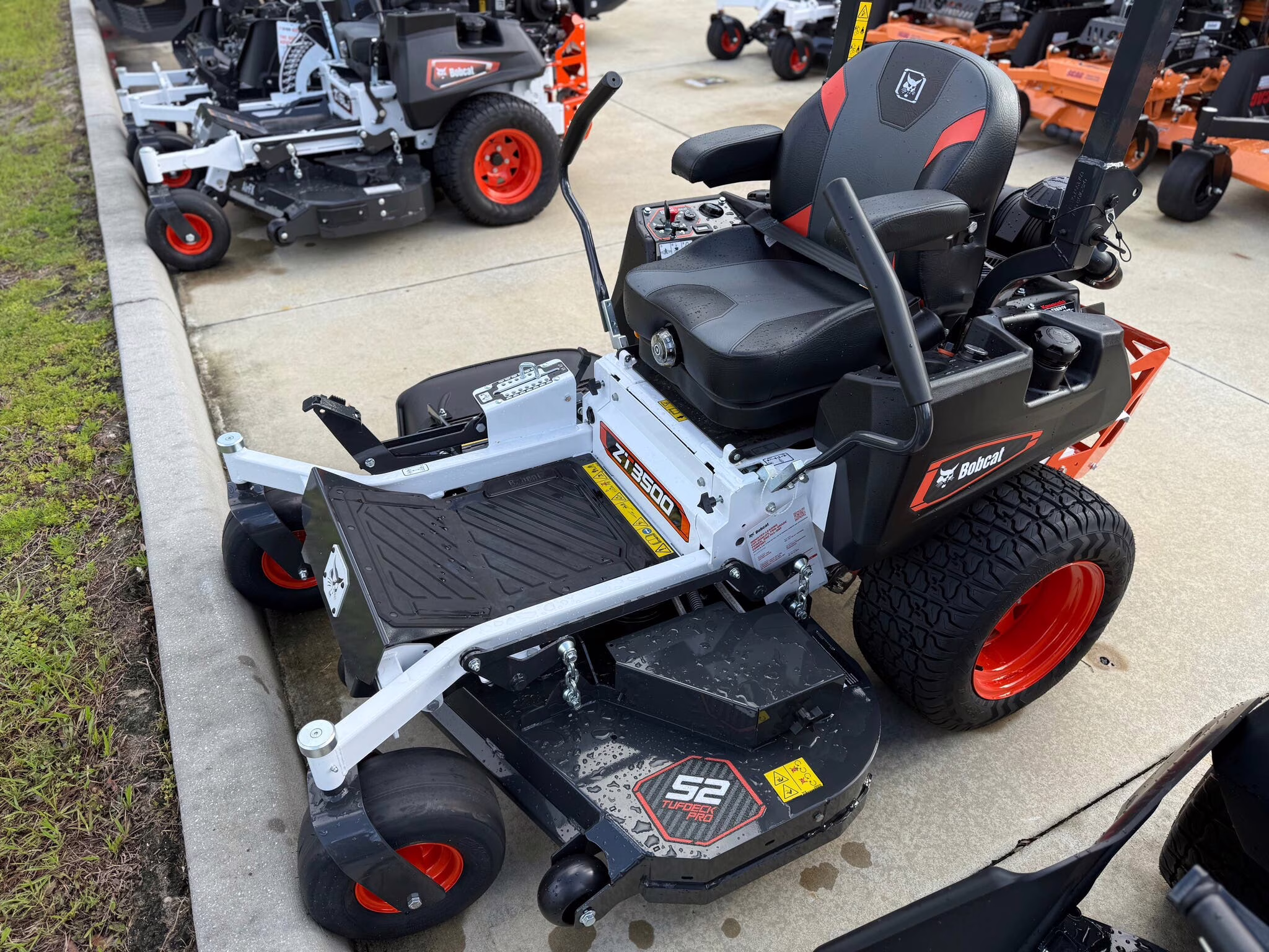 2026 Bobcat ZT3500 Series ZT3552 Lawn Mower