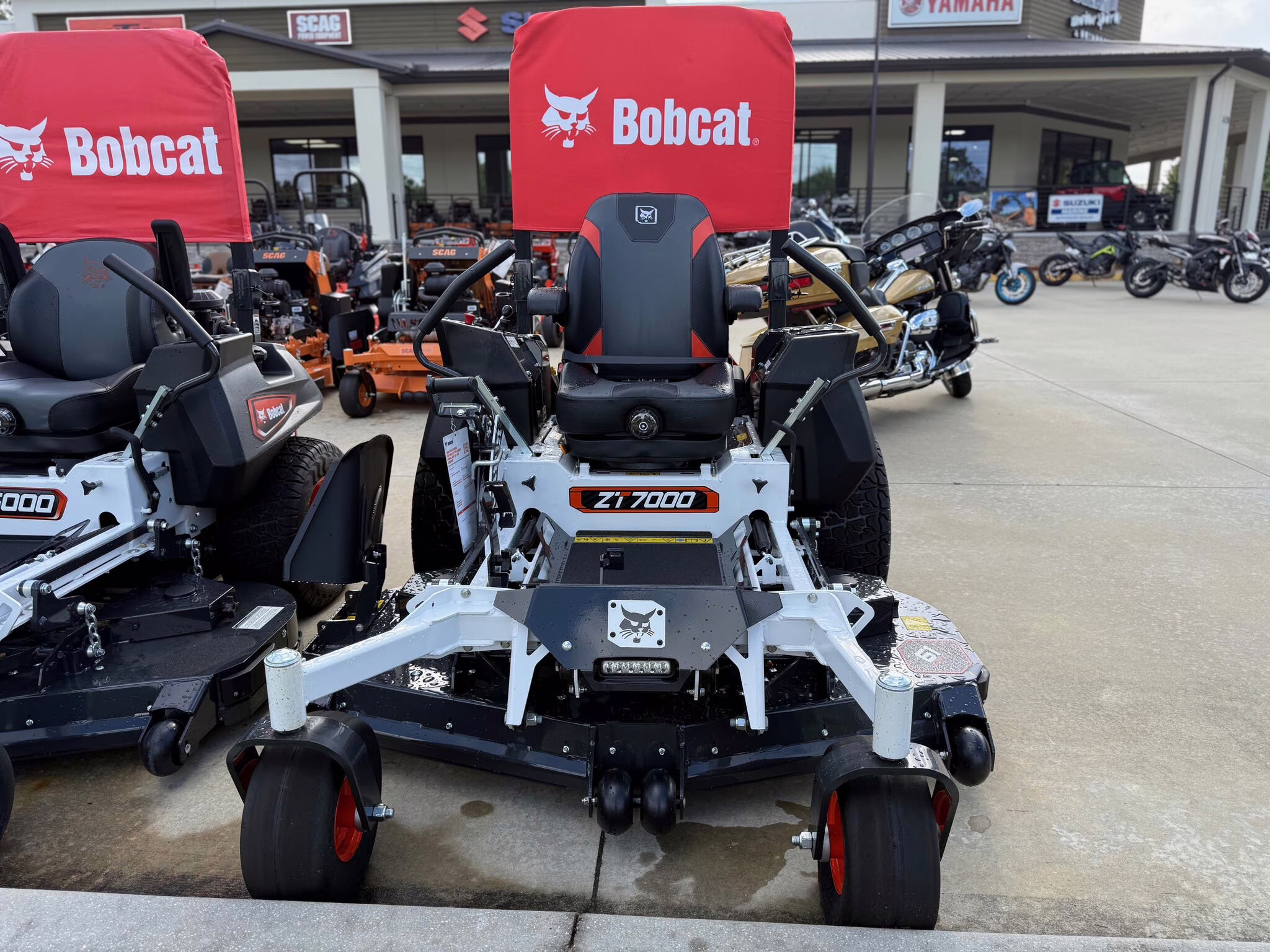 2026 Bobcat ZT7000 Series ZT7061 Lawn Mower