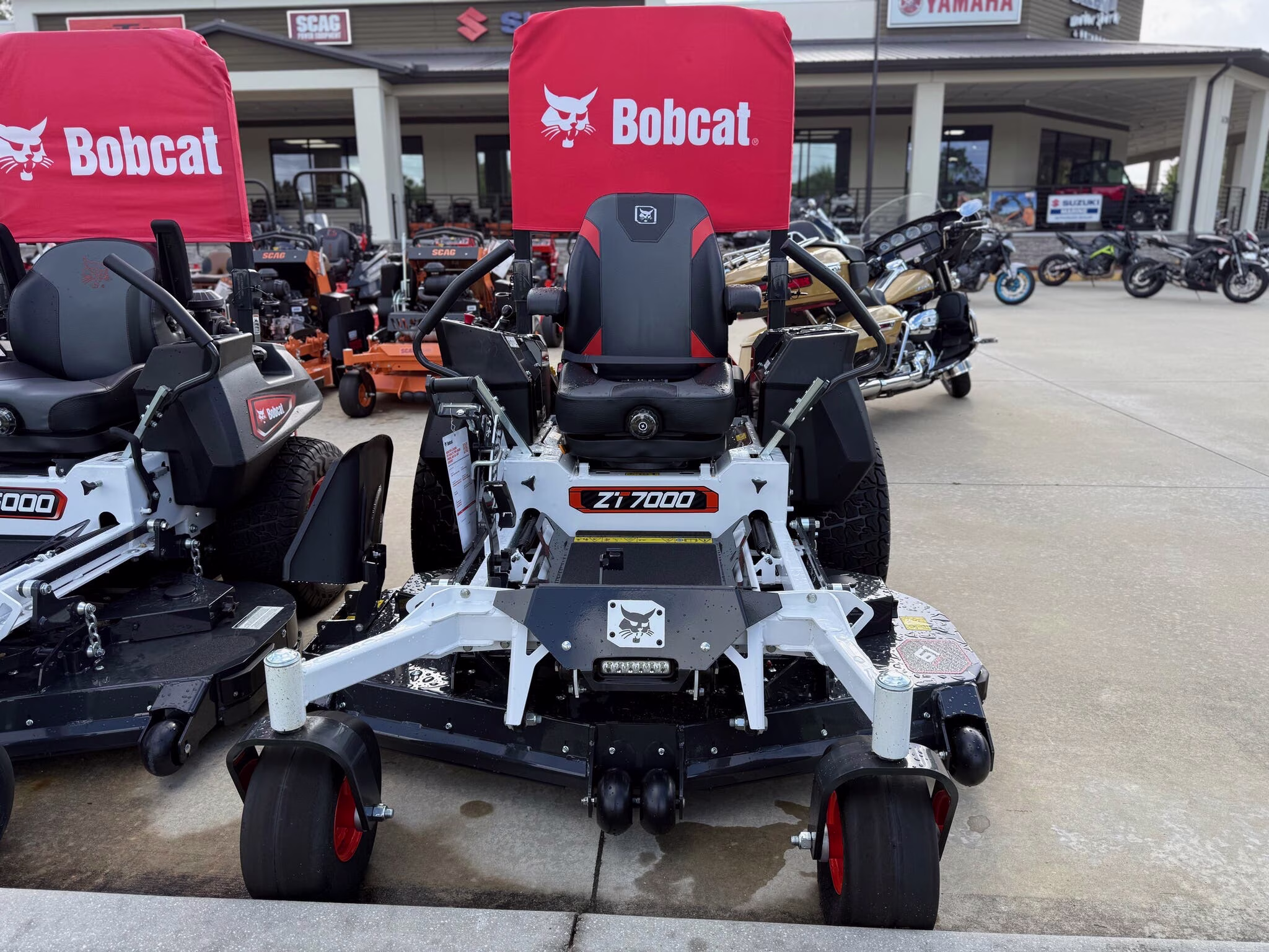 2026 Bobcat ZT7000 Series ZT7061 Lawn Mower