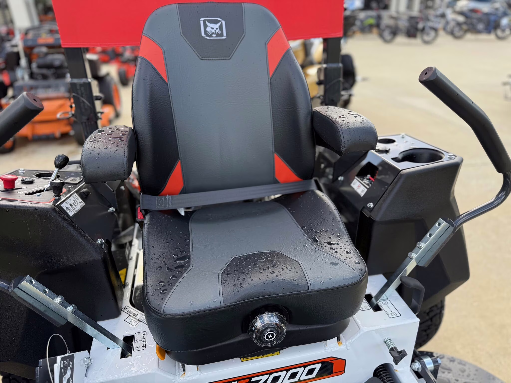 2026 Bobcat ZT7000 Series ZT7061 Lawn Mower