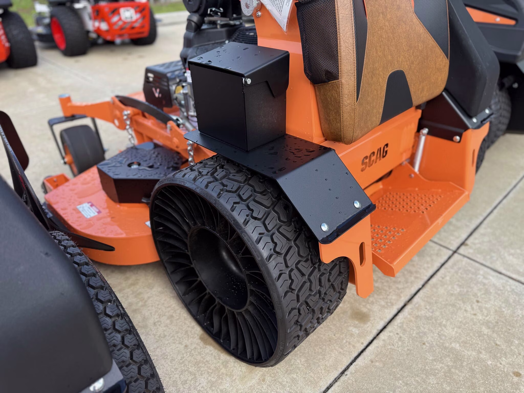 2026 SCAG V-Ride II 61 Lawn Mower