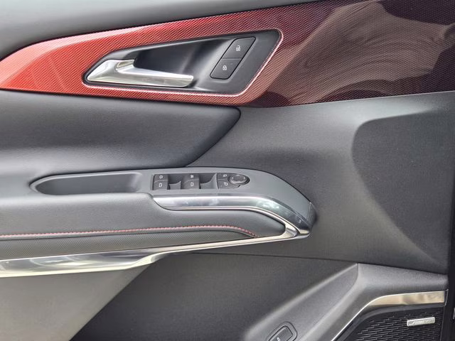 2026 Sterling Gray Metallic Chevrolet Traverse Z71 AWD SUV