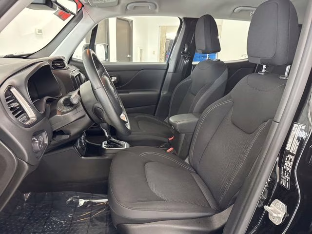 2023 Black Clearcoat Jeep Renegade Latitude 4X4 SUV