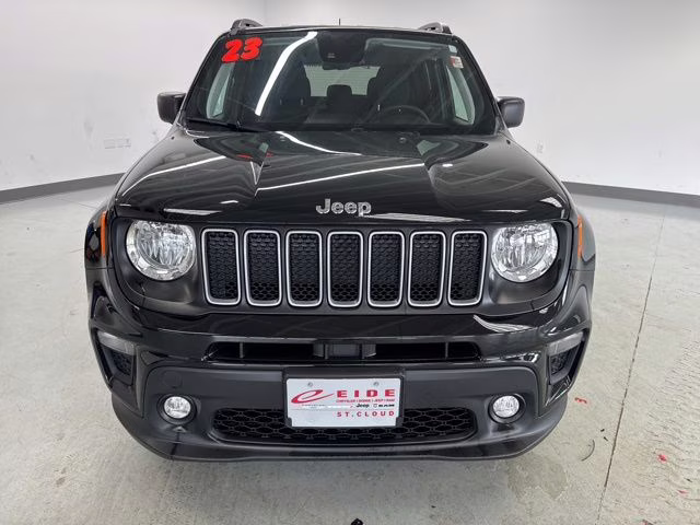 2023 Black Clearcoat Jeep Renegade Latitude 4X4 SUV