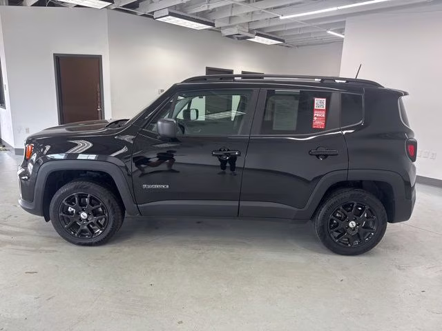 2023 Black Clearcoat Jeep Renegade Latitude 4X4 SUV