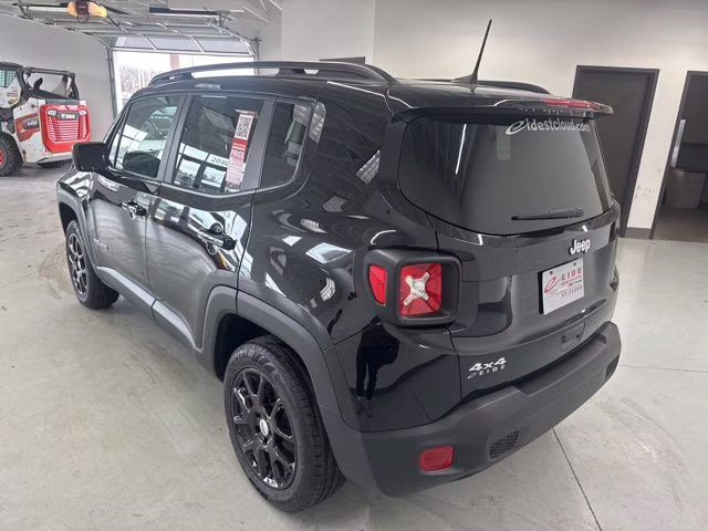 2023 Black Clearcoat Jeep Renegade Latitude 4X4 SUV