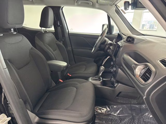 2023 Black Clearcoat Jeep Renegade Latitude 4X4 SUV
