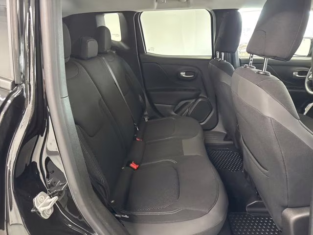 2023 Black Clearcoat Jeep Renegade Latitude 4X4 SUV