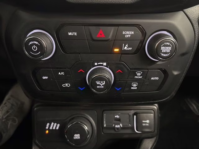 2023 Black Clearcoat Jeep Renegade Latitude 4X4 SUV