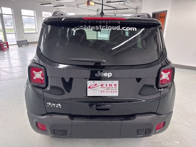 2023 Black Clearcoat Jeep Renegade Latitude 4X4 SUV