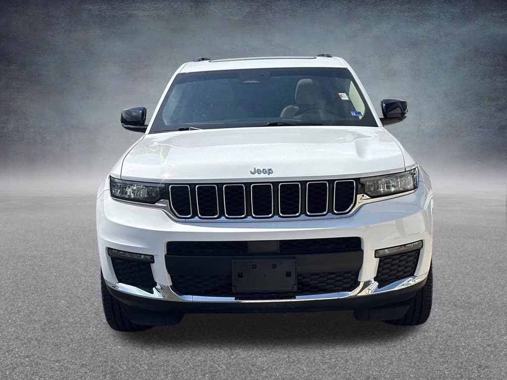 2022 Bright White Clearcoat Jeep Grand Cherokee L Limited 4X4 SUV