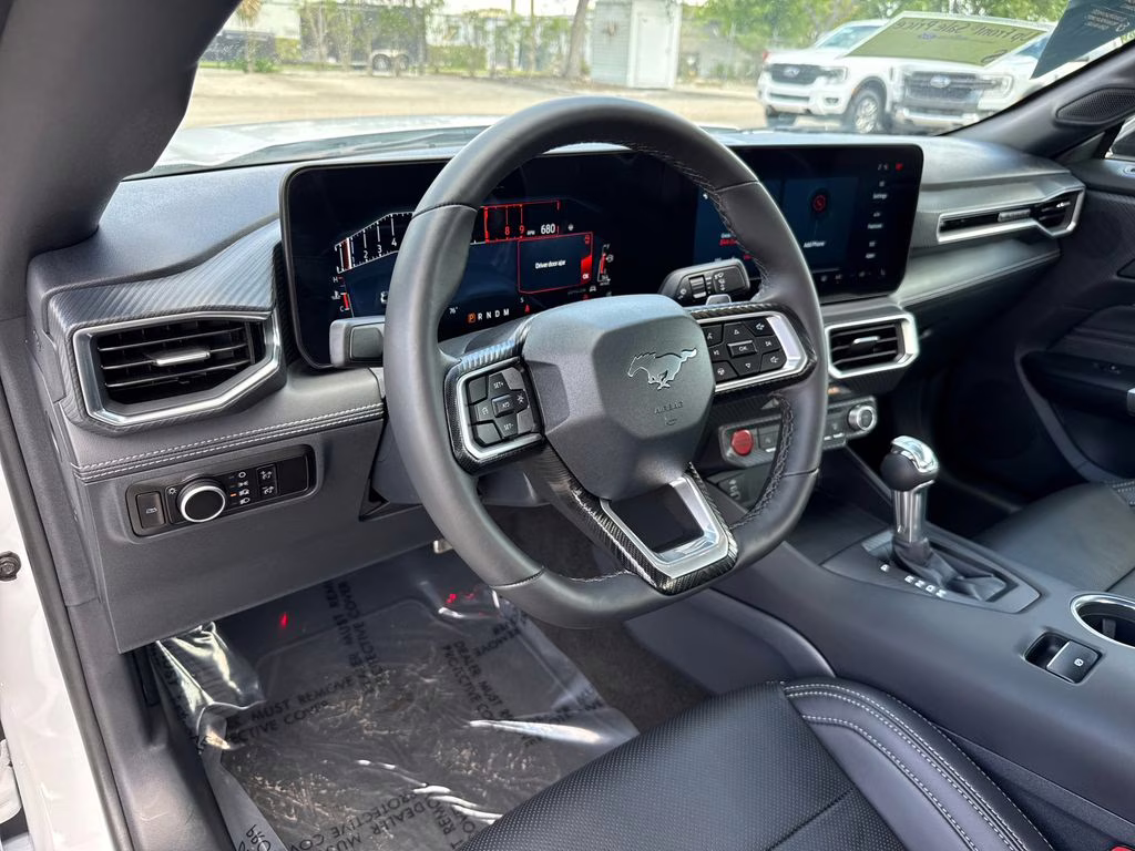 2025 Oxford White Ford Mustang GT Premium RWD Coupe