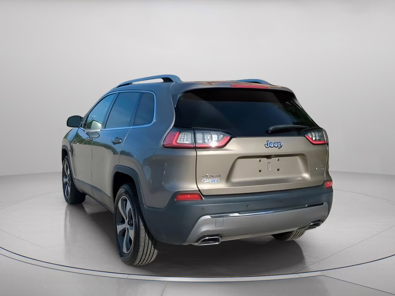 2020 Light Brownstone Pearlcoat Jeep Cherokee Limited 4X4 SUV
