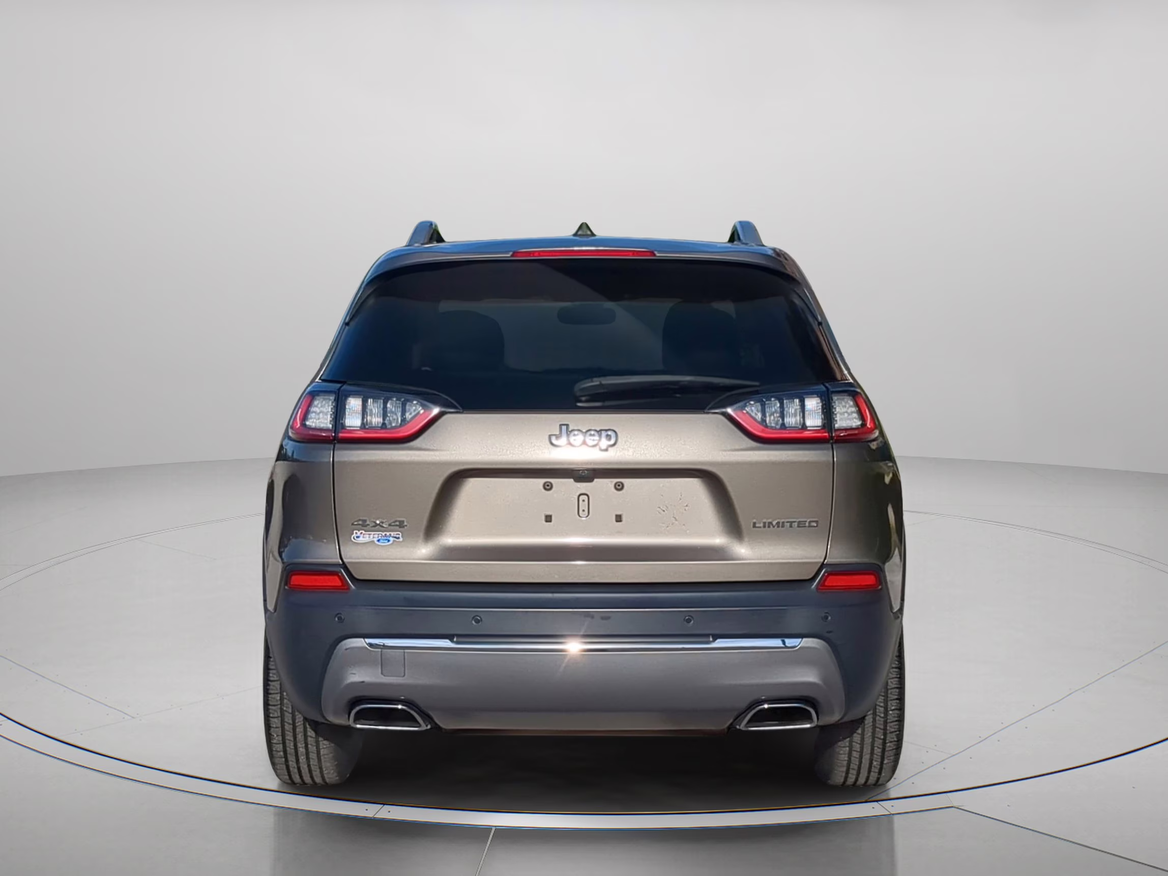 2020 Light Brownstone Pearlcoat Jeep Cherokee Limited 4X4 SUV