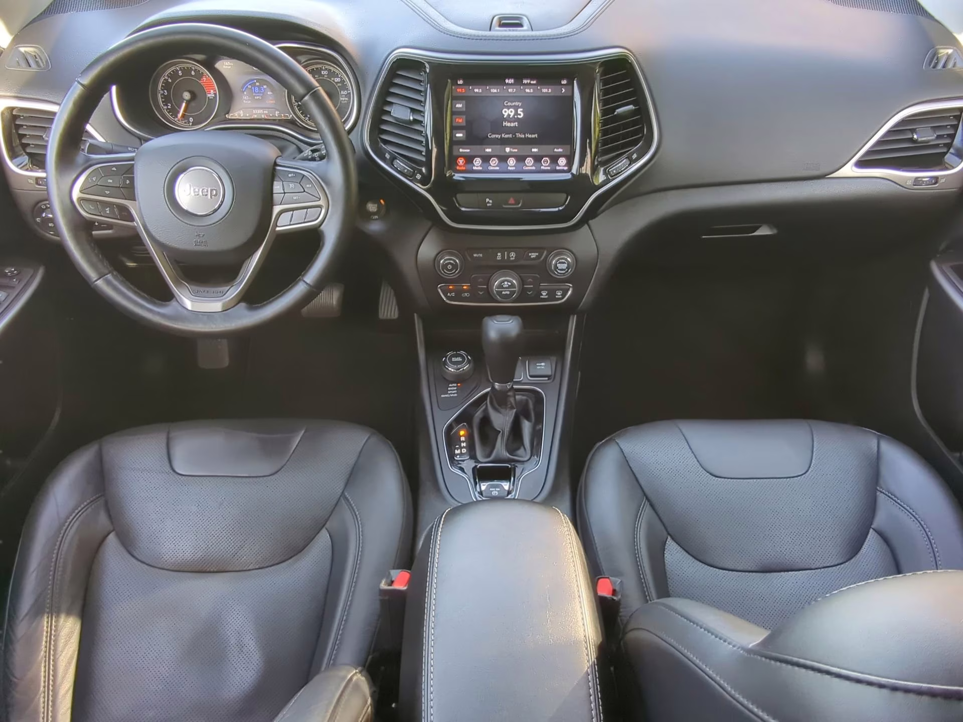 2020 Light Brownstone Pearlcoat Jeep Cherokee Limited 4X4 SUV